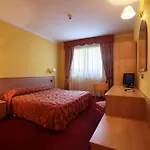 Hotel Relais St Gilles Verrès