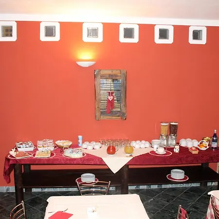 Relais St Gilles Hotel 3*