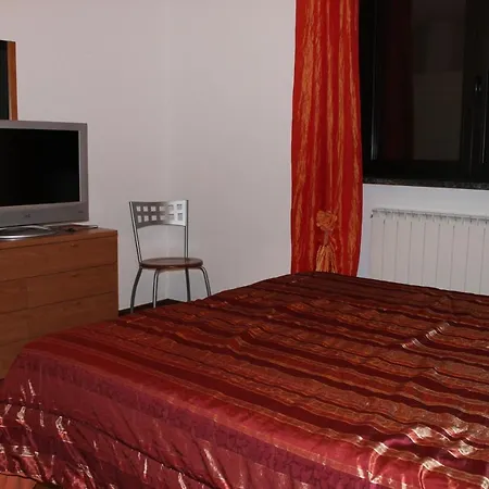 Relais St Gilles 酒店 3*