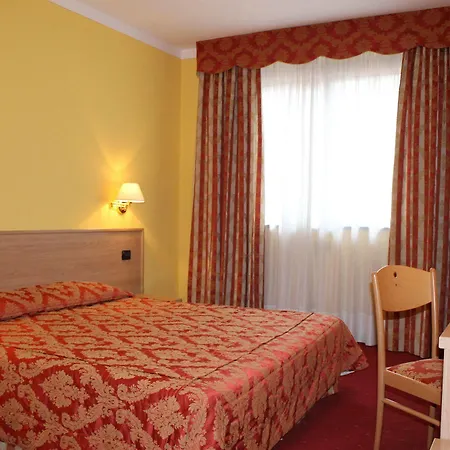 Relais St Gilles Hotel Verres